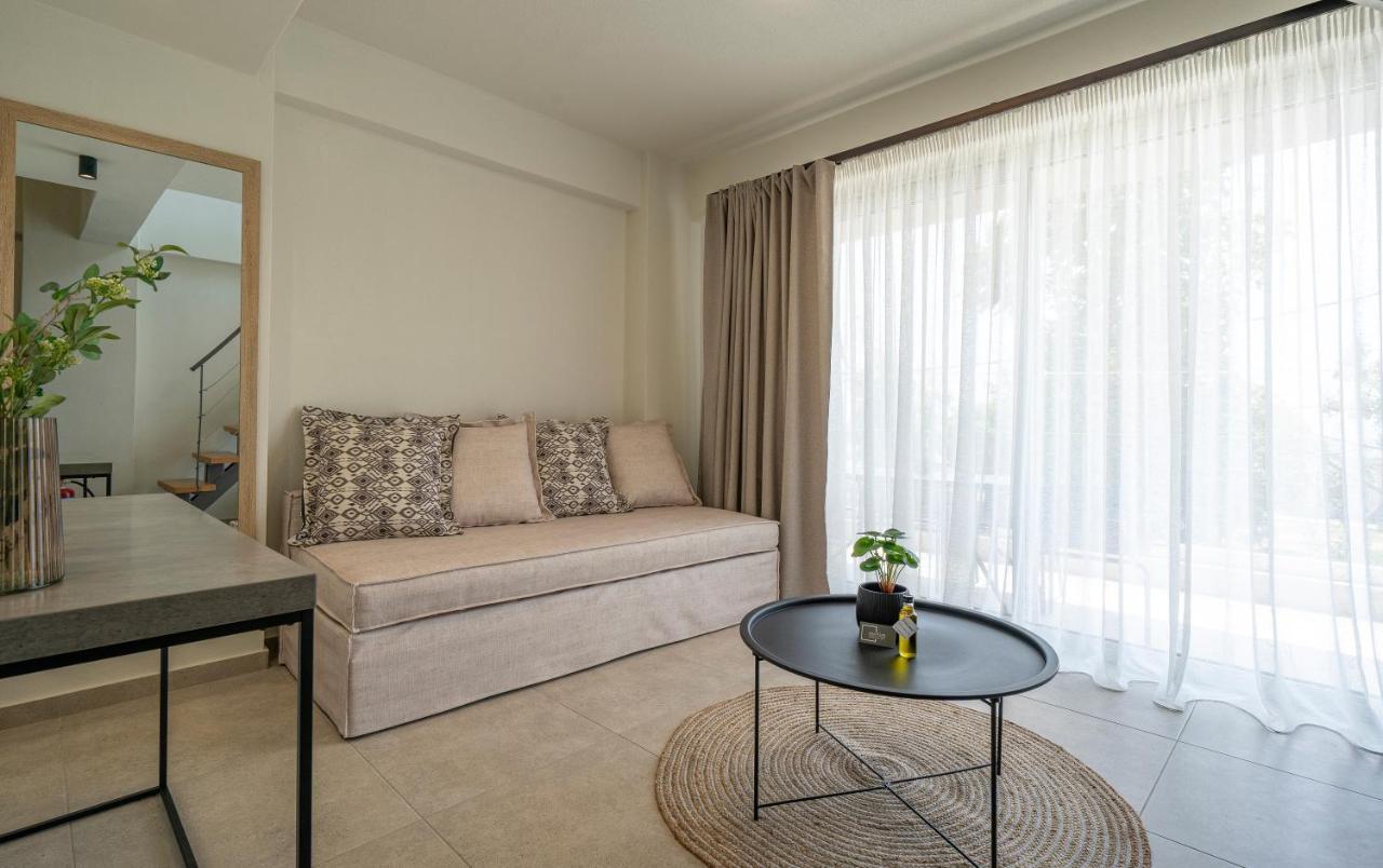 Aelia Seaside Luxury Suites Nea Karvali Eksteriør bilde